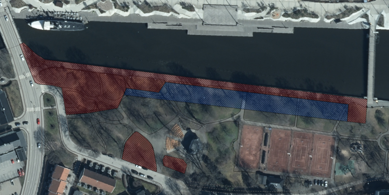 Kartvy över en del av societetsparken, ett område närmast kajen är markerat med rött och blått.