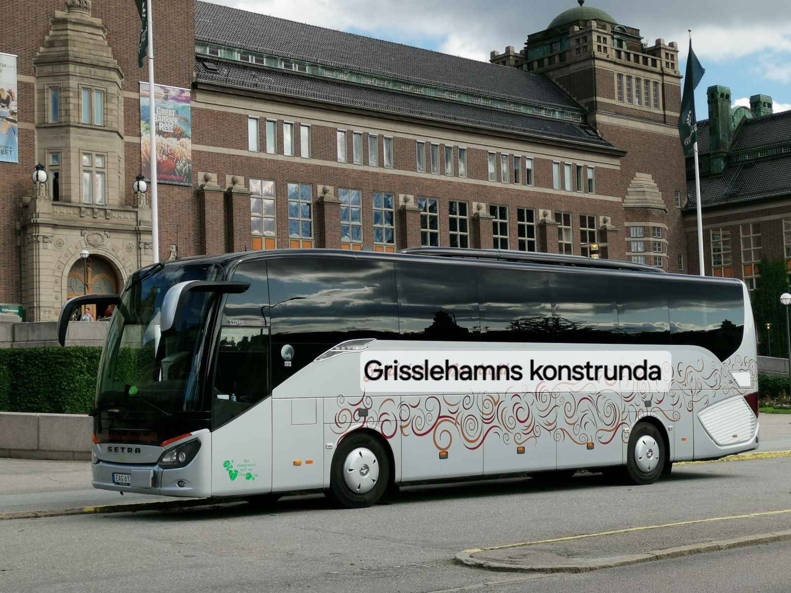 Bekväm buss tar dig runt Norra Väddö, Grisslehamn och Singö